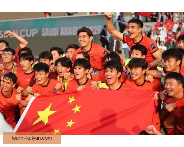 中国足球队备战亚洲杯 明星球员回归状态回暖全力冲击冠军